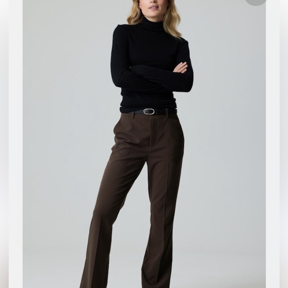 EXCELLENT CONDITION WOMEN’S MEDIUM NIKITA BROWN PANTS